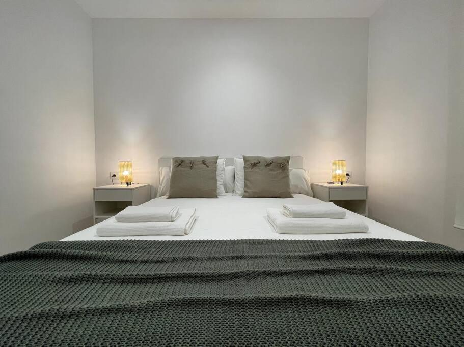 Apartamento Nuevo Centrico Frente Al Mar En Palamós Extérieur photo